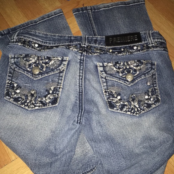 Rue 21 jeans. - Picture 2 of 3